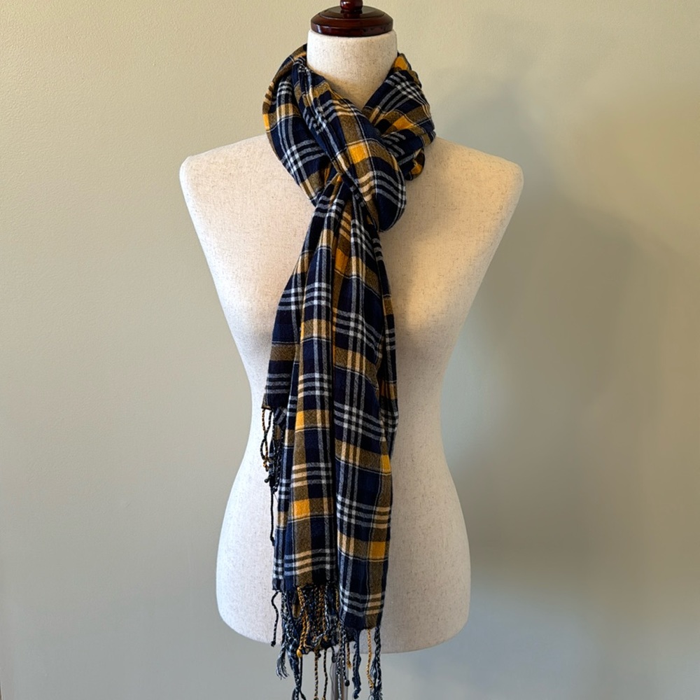 Gap Navy White and Golden Yellow Plaid Scarf